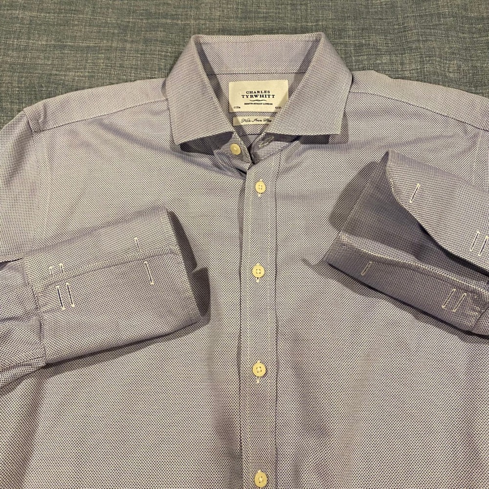 Charles Tyrwhitt Men's Dress Shirt Long Sleeve Button Down Size 17/35in Preppy